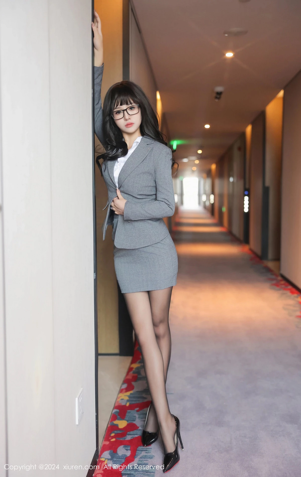 [XiuRen秀人网]第8496期金小依写真-秀人资源网